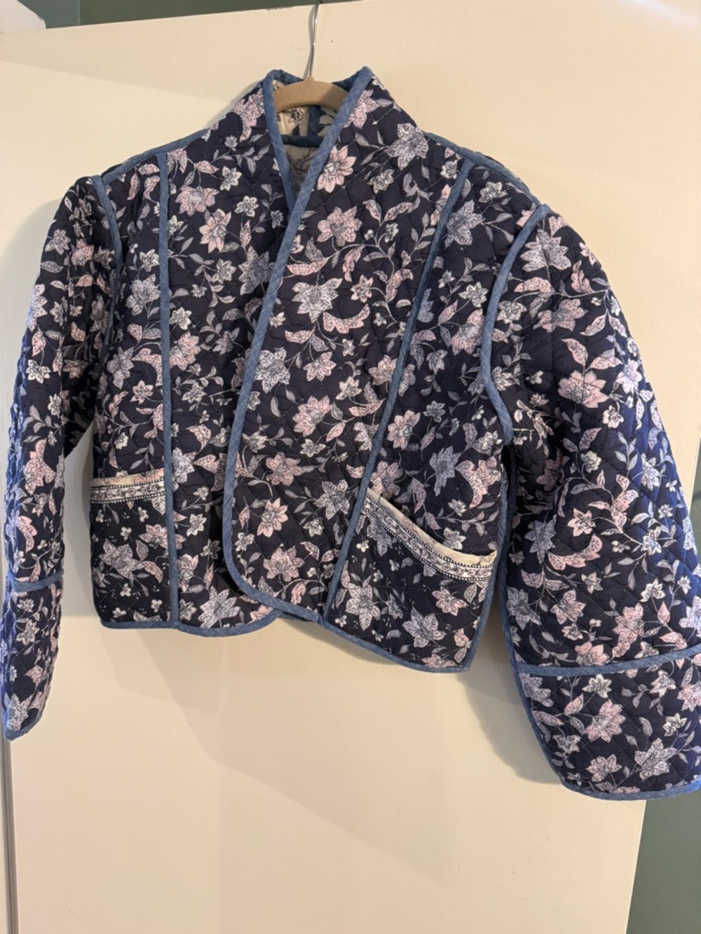Mango Reverseable Floral Quilted Cropped Jacket